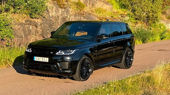 Land Rover Range Rover Sport 12 of 20