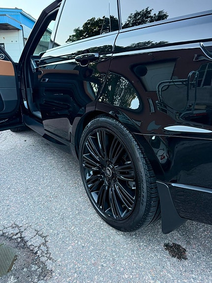 Land Rover Range Rover Sport 19 of 20