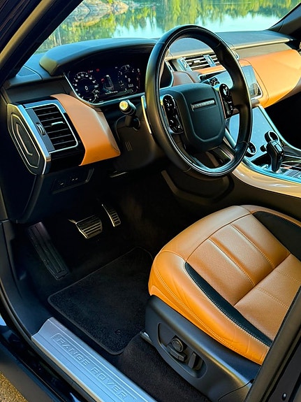 Land Rover Range Rover Sport 5 of 5