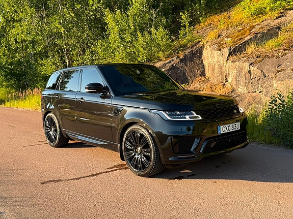 Land Rover Range Rover Sport 2 of 5