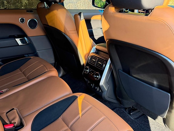 Land Rover Range Rover Sport 15 of 20