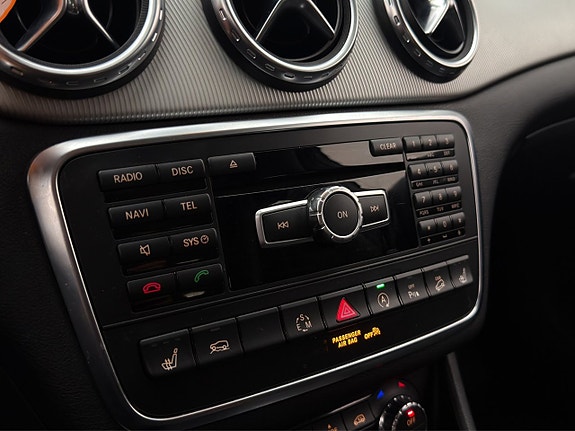 Mercedes-Benz GLA220 21 of 30