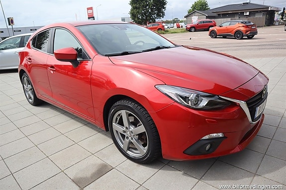 Mazda 3 9 of 16