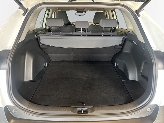 Toyota RAV4 10 of 22