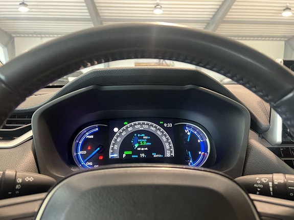 Toyota RAV4 14 of 22