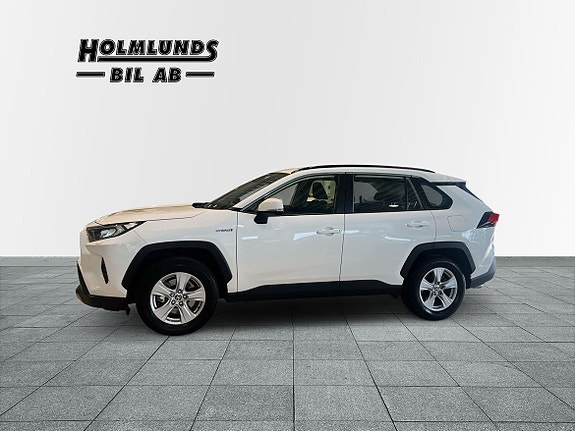Toyota RAV4 3 of 5