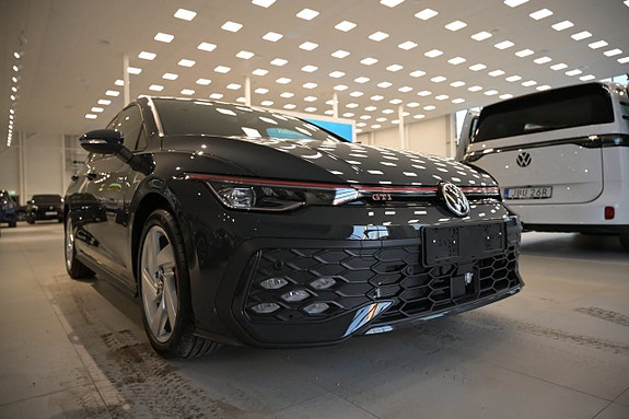Volkswagen Golf I 3 of 24