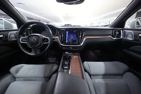 Volvo V60 Cross Country 14 of 24