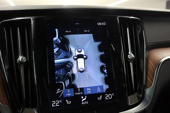 Volvo V60 Cross Country 24 of 24