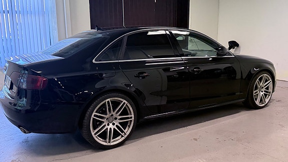 Audi A4 5 of 5