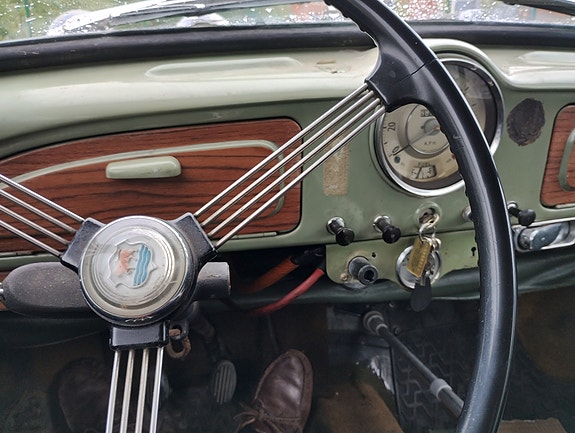 Morris Minor 8 of 11