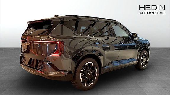 Kia EV5 2 of 14
