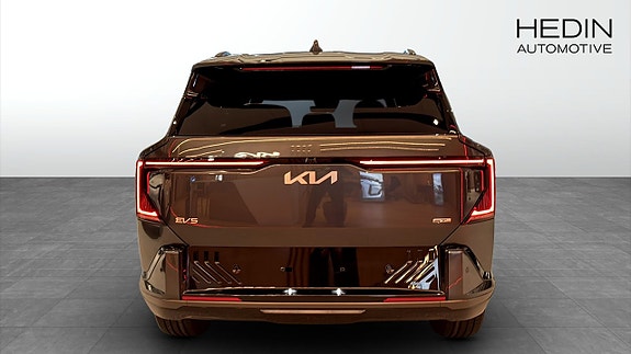 Kia EV5 4 of 14