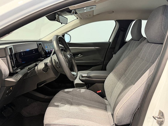 Renault Megane E-Tech 10 of 11