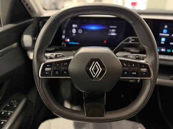Renault Megane E-Tech 9 of 11