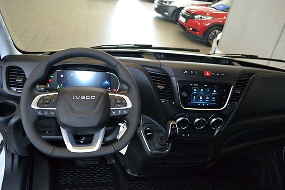 Iveco Daily 8 of 13