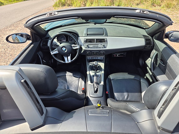 BMW Z4 3 of 7