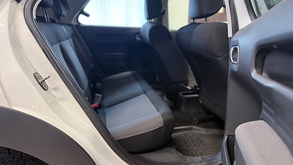 Citroen C4 Cactus 11 of 14