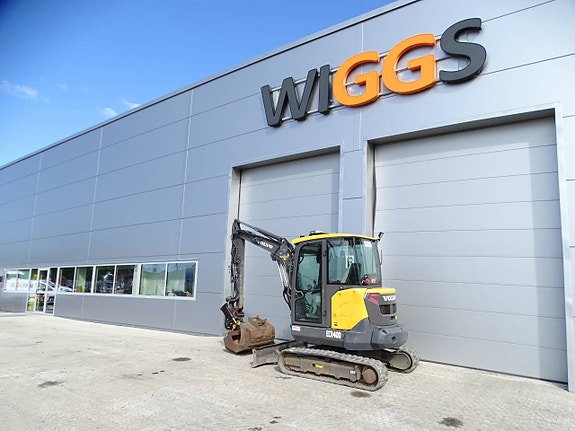 Volvo ECR40D / Engcon EC204 / S40 / Svab spakar / C-Smörj 4 of 5