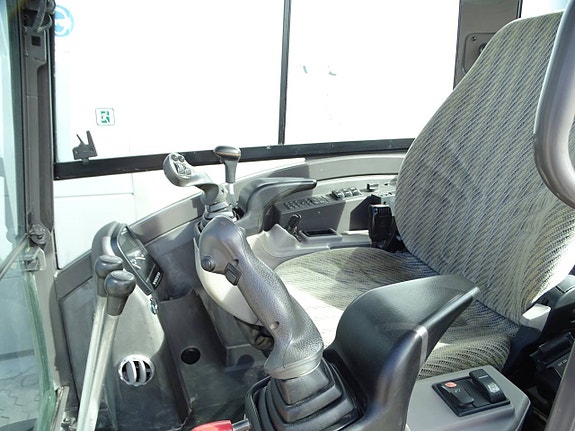 Volvo ECR40D / Engcon EC204 / S40 / Svab spakar / C-Smörj 5 of 5