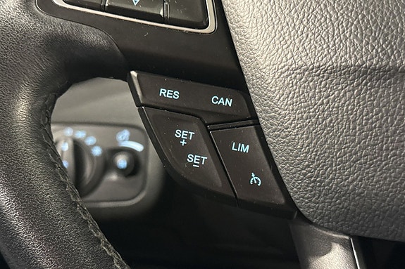 Ford Grand C-MAX 11 of 24