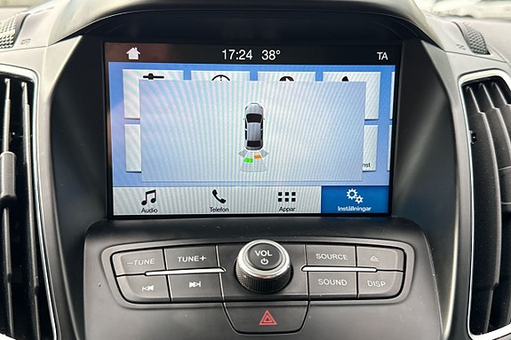 Ford Grand C-MAX 16 of 24