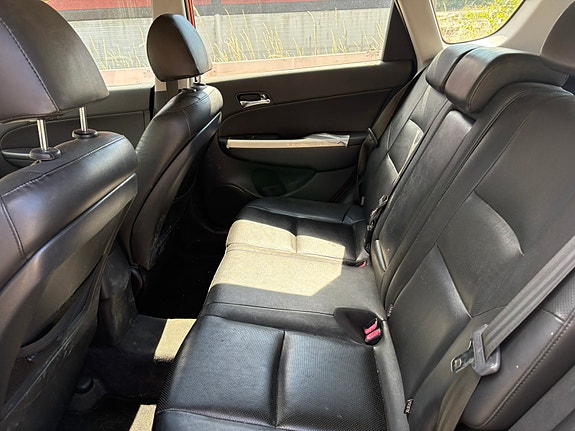 Hyundai i30 8 of 10