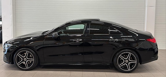 Mercedes-Benz CLA200 d 3 of 5