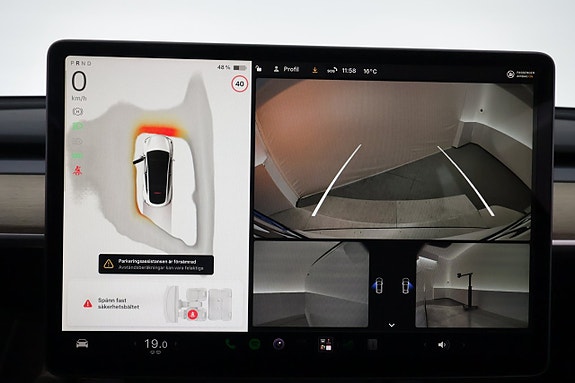 Tesla Model Y 20 of 23