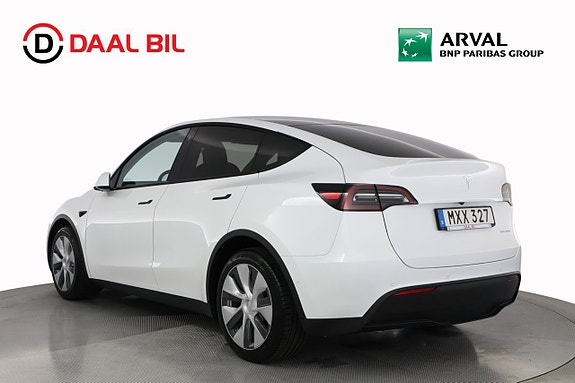 Tesla Model Y 8 of 23