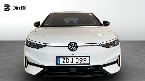 Volkswagen ID.7 4 of 13
