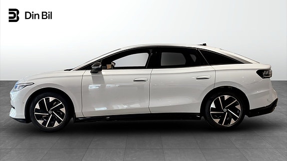Volkswagen ID.7 2 of 13