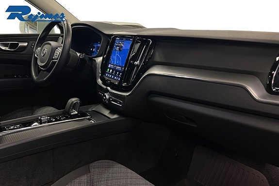 Volvo XC60 5 of 18
