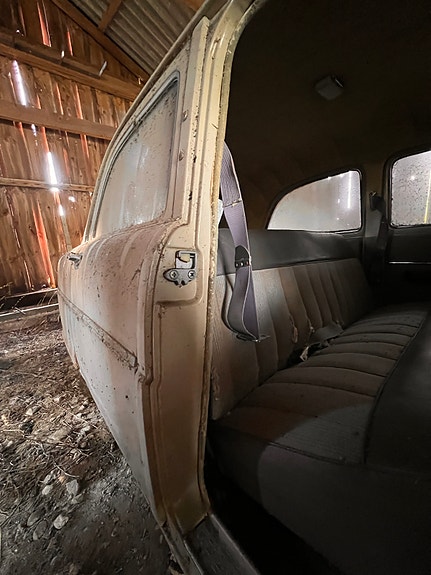 Ford Zephyr 16 of 19