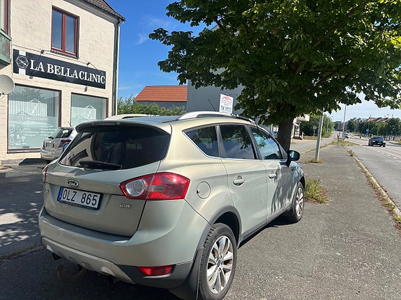 Ford Kuga 7 of 9