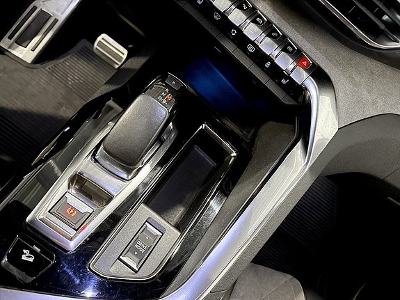 Peugeot 3008 10 of 15