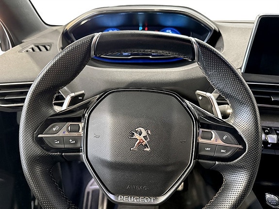 Peugeot 3008 7 of 15