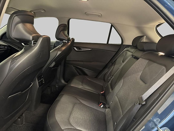 Kia Niro 10 of 21