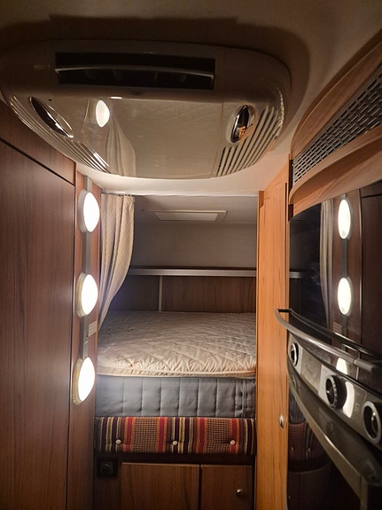 Bürstner Privilege T695 15 of 18