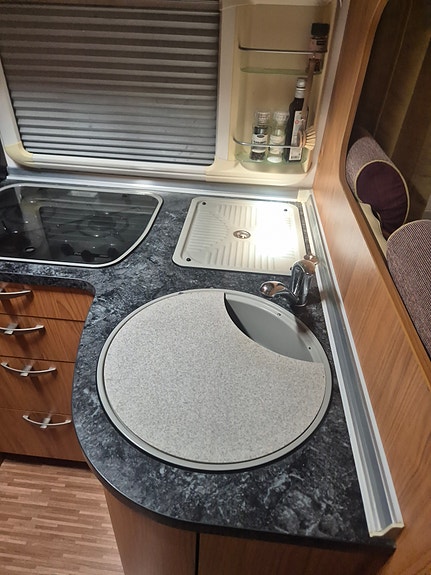 Bürstner Privilege T695 6 of 18