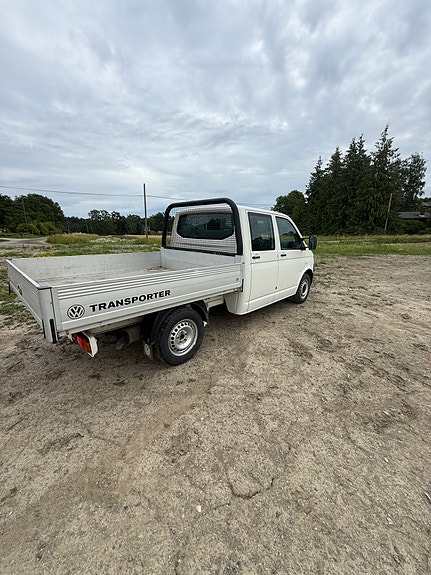 Volkswagen Transporter 2 of 5