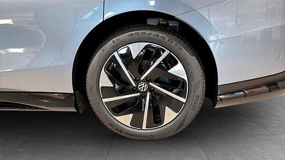 Volkswagen ID.7 6 of 14