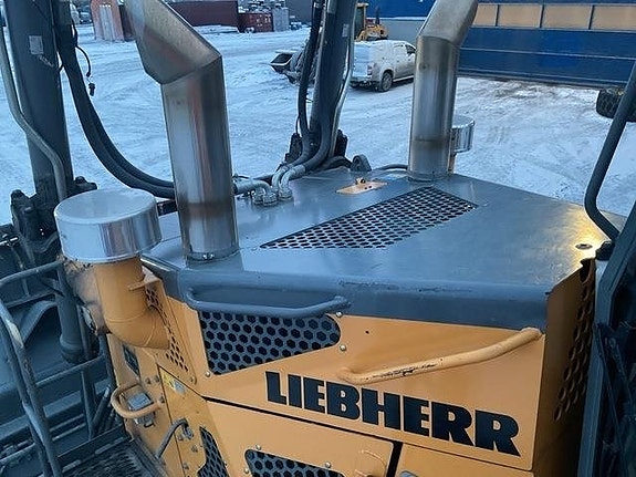 Liebherr PR776 10 of 24