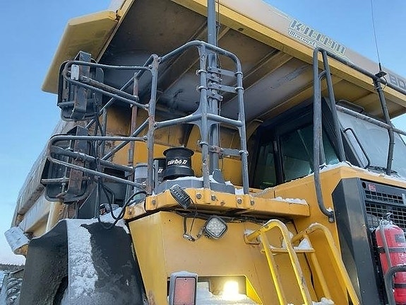 Komatsu HD605-7EO 22 of 24