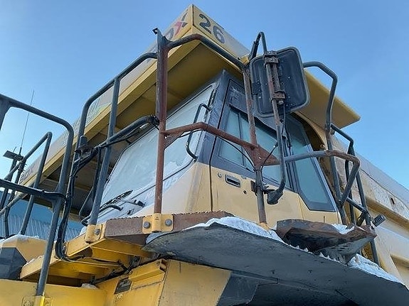 Komatsu HD605-7EO 23 of 24