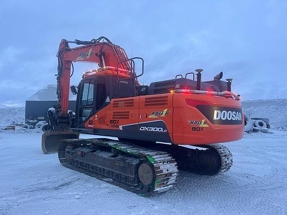 Doosan DX300LC-5 2 of 24
