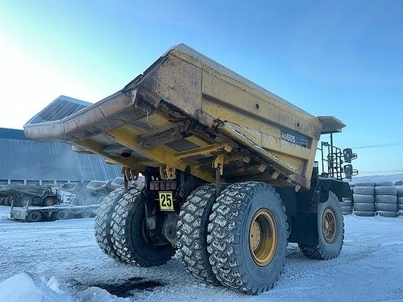 Komatsu HD605-7EO 3 of 24