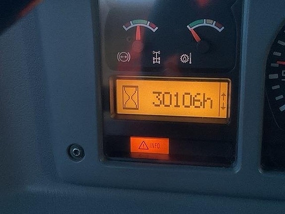 Volvo A40E 9 of 24