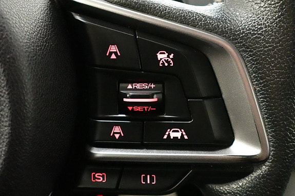 Subaru Outback 13 of 23