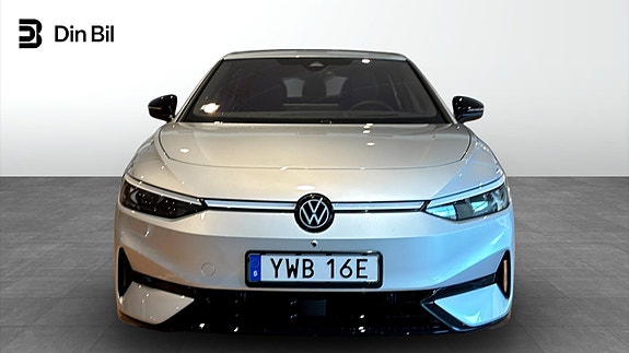 Volkswagen ID.7 4 of 12